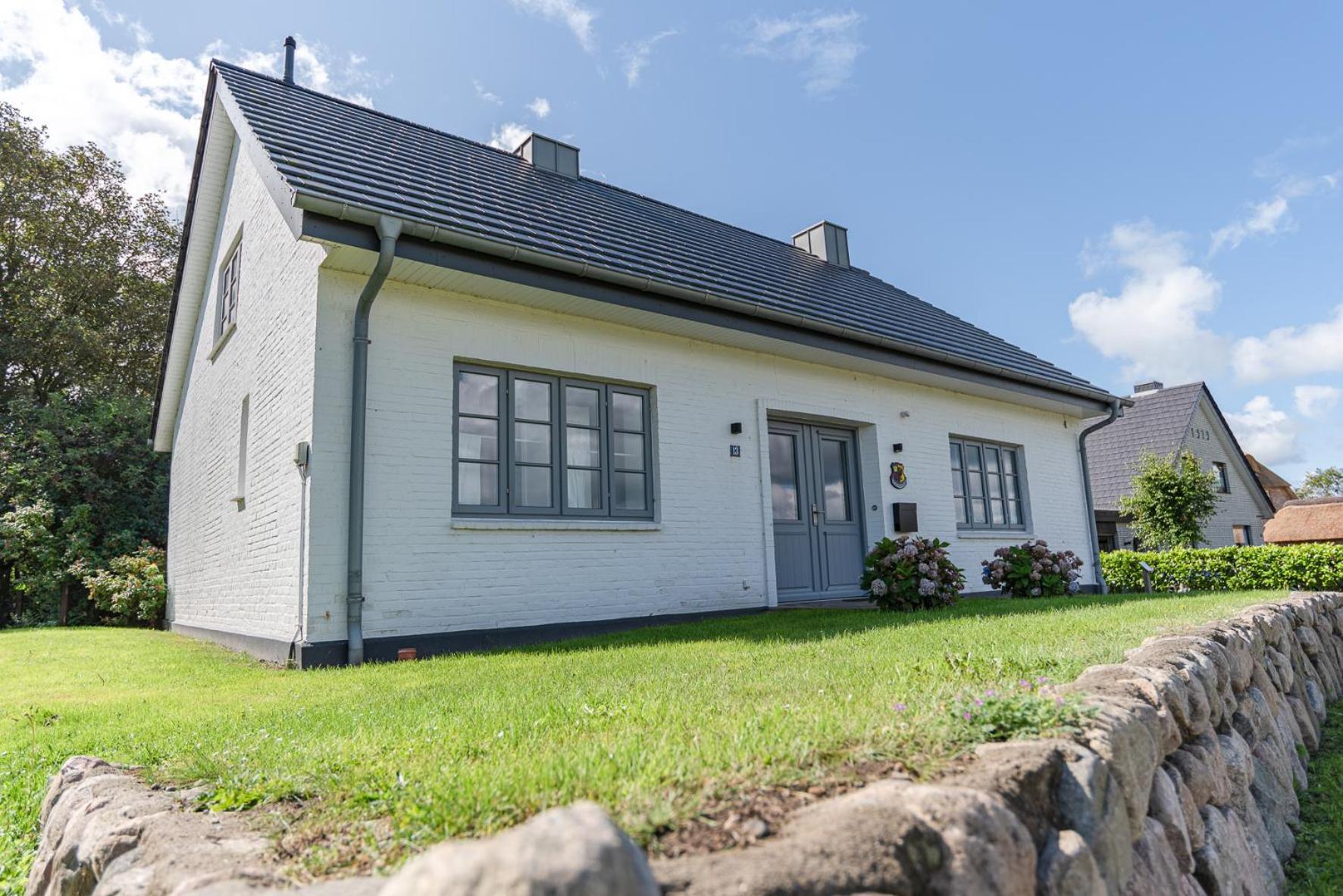 Huus Leeftalich Villa Alkersum Exterior photo